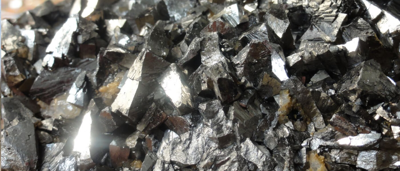 цинковые месторождения. хайдарканский ртутный комбинат шахты. галенит руда. добыча меди в чили. свинцовые месторождения.